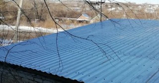 Демонтаж поликарбоната с крыши в Кумертау - услуги по доступной цене от 636 рублей