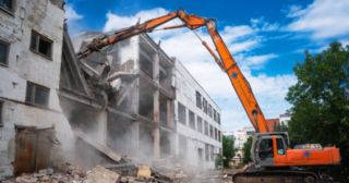 Промышленный демонтаж зданий Кумертау, цена от 3021 руб.