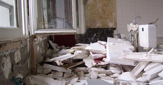 Демонтаж хрущевки в Кумертау - удаление старых полов и стен по выгодной цене от 1802 рублей.