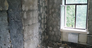 Демонтаж квартиры с вывозом мусора в Кумертау от Сварной-Кра от 2120 рублей.