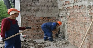 Демонтаж облицовки фасада в Кумертау - расценка в смете от 583 рублей